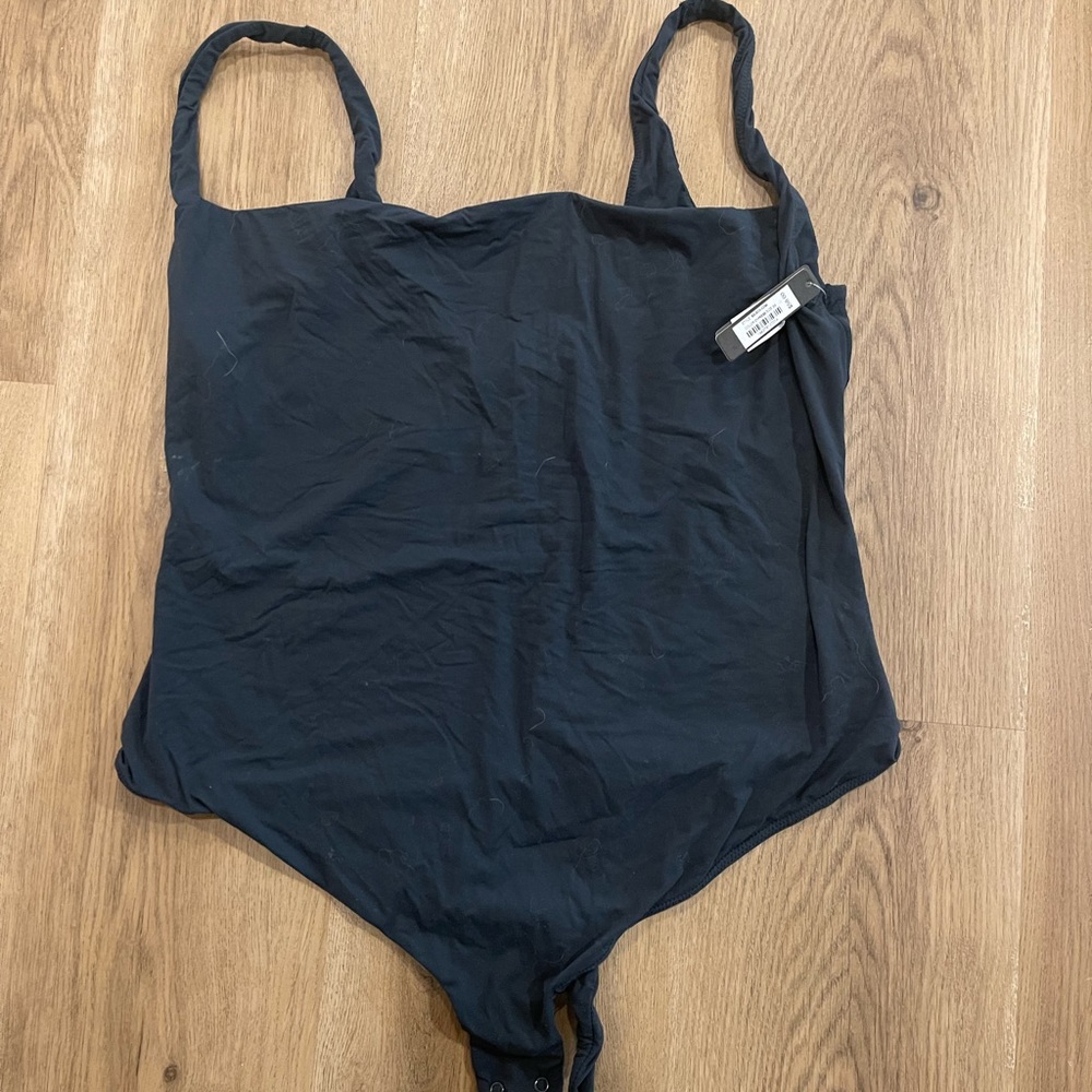 SKIMS NWT Essential Square Neck Bodysuit 3X